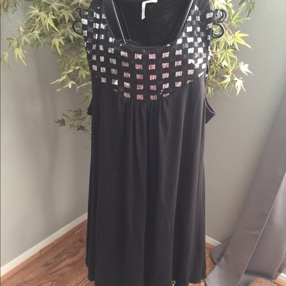Sequined black tank top XL